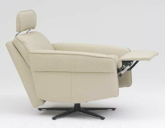 Aura Recliner With Hidden Headrest Recliners Himolla