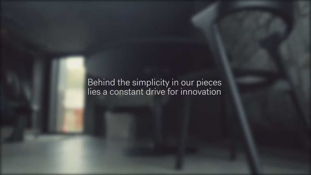 Torsion Round Dining Table