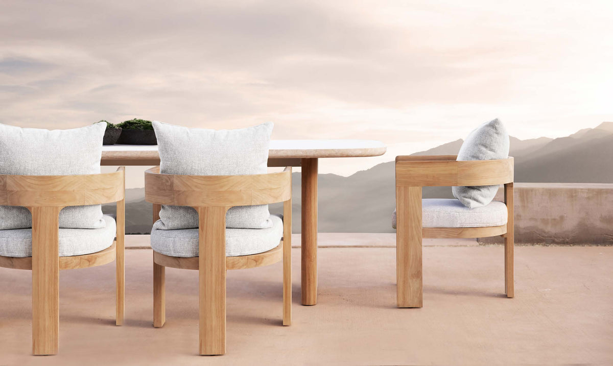 Modern Outdoor Dining Chairs with Lasting Comfort.