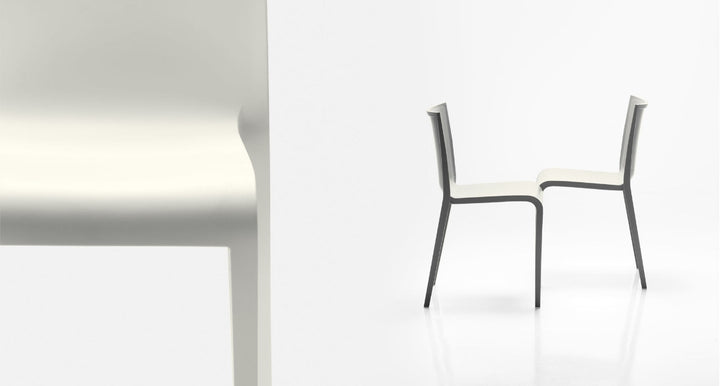 Nassau Chair Soho Concept