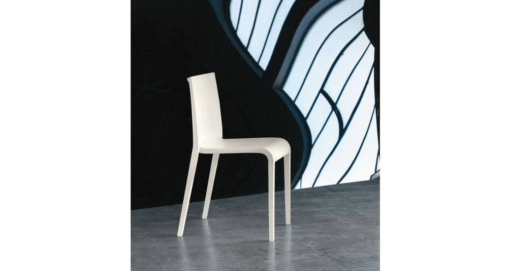 Nassau Chair Soho Concept
