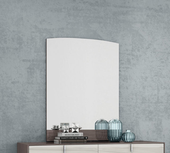Berlin Rectangular Mirror by Whiteline Modern Living – lifestyle