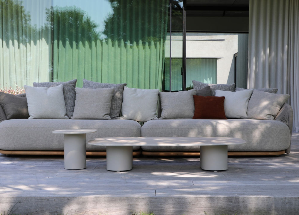 Wave Coffee Table by Whiteline Modern Living – lifestyle