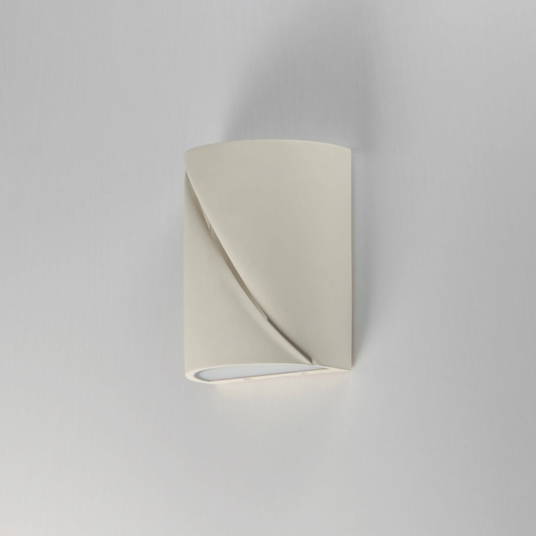 Puff 8 LED Outdoor Wall Sconce by Studio M Lighting – lifestyle