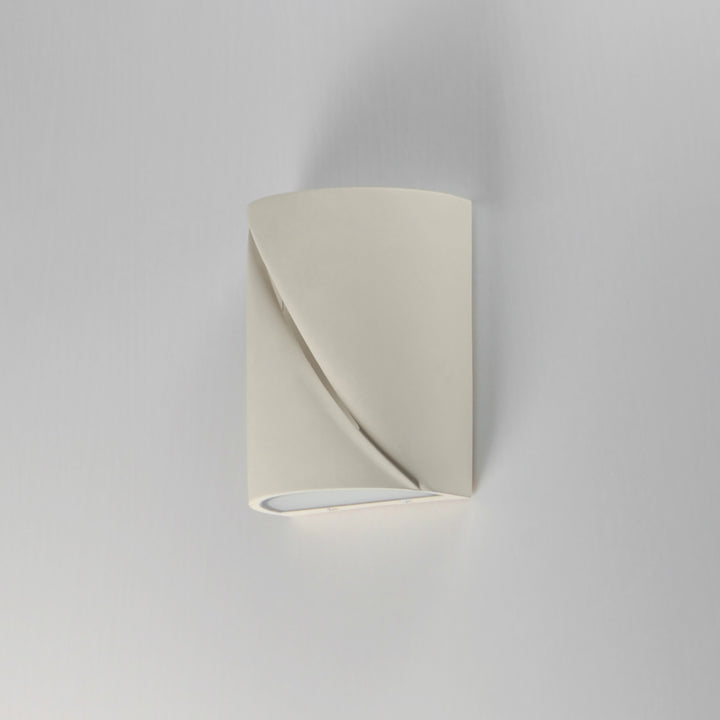 Puff 8 LED Outdoor Wall Sconce by Studio M Lighting – lifestyle