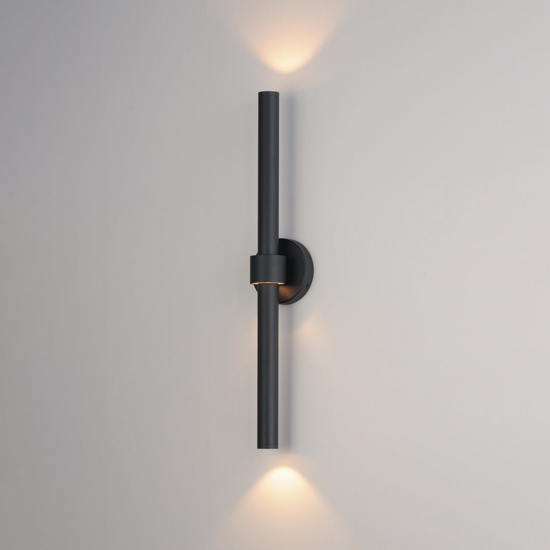 Reveal Outdoor Reveal 28 LED Outdoor Wall Sconce by Studio M Lighting – lifestyle