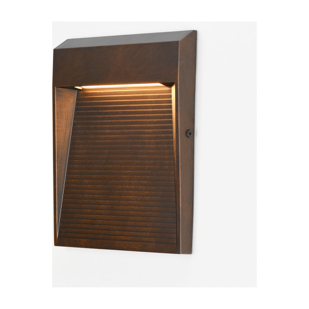 Steps pes LED Outdoor Sconce by Studio M Lighting