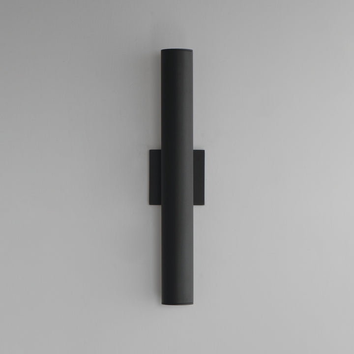 Calibro 20 Outdoor Sconce by Studio M Lighting – lifestyle
