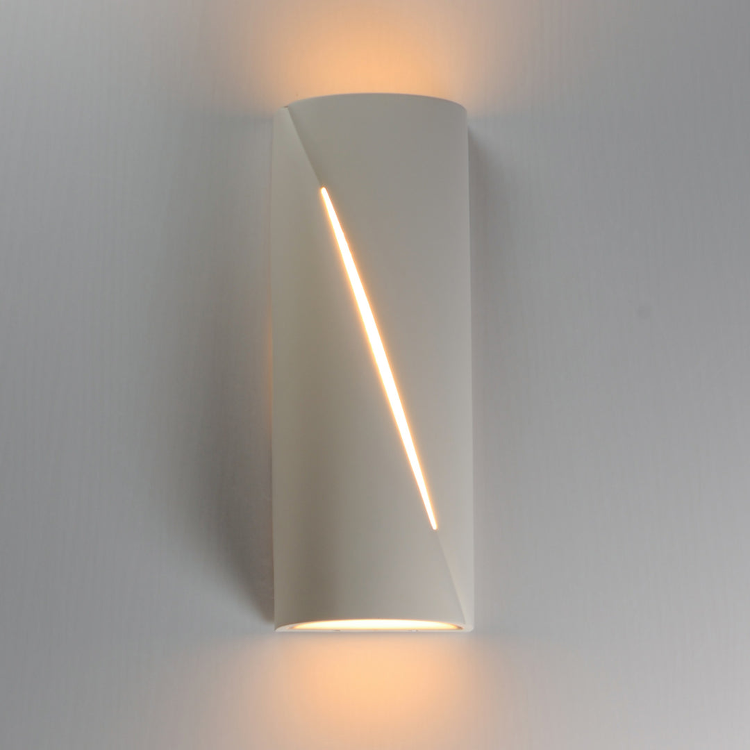 Puff 16 LED Outdoor Wall Sconce by Studio M Lighting – lifestyle