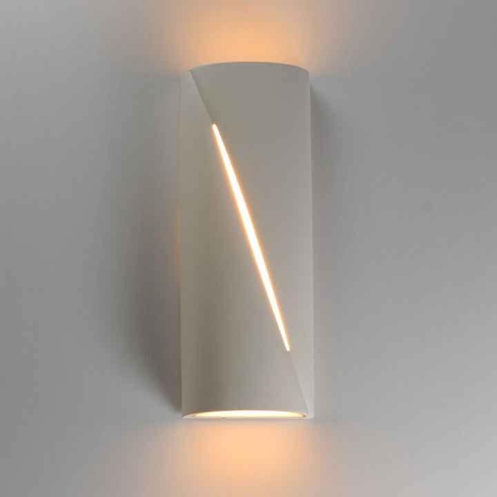 Puff 16 LED Outdoor Wall Sconce by Studio M Lighting – lifestyle