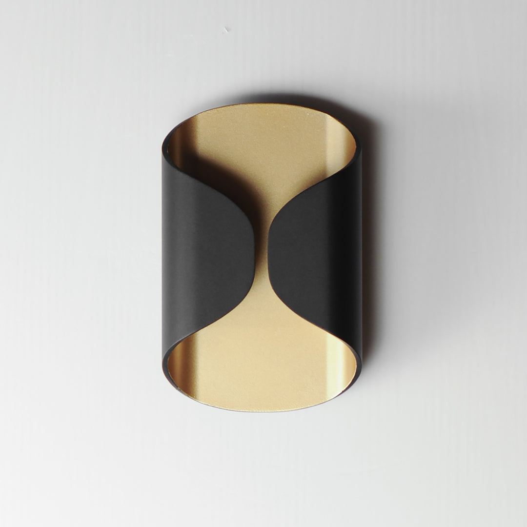 Folio 10" LED Outdoor Wall Lamp by Studio M Lighting – lifestyle