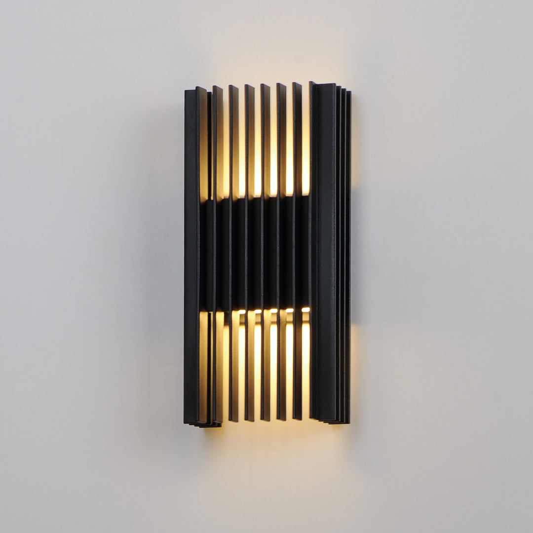 Rampart Medium LED Outdoor Wall Sconce by Studio M Lighting – lifestyle