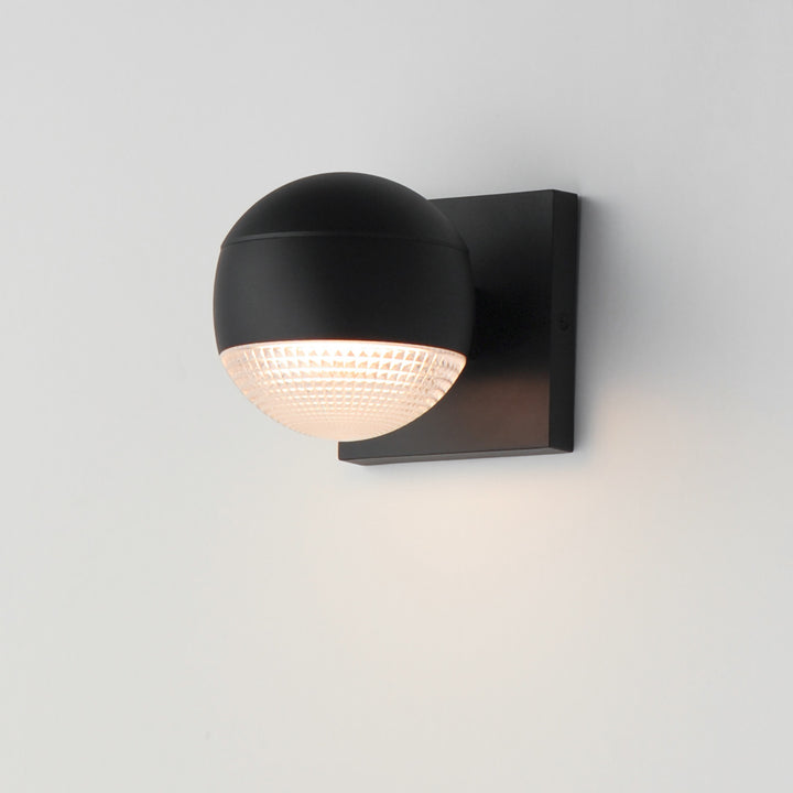 Modular 1-Light LED Outdoor by Studio M Lighting – lifestyle