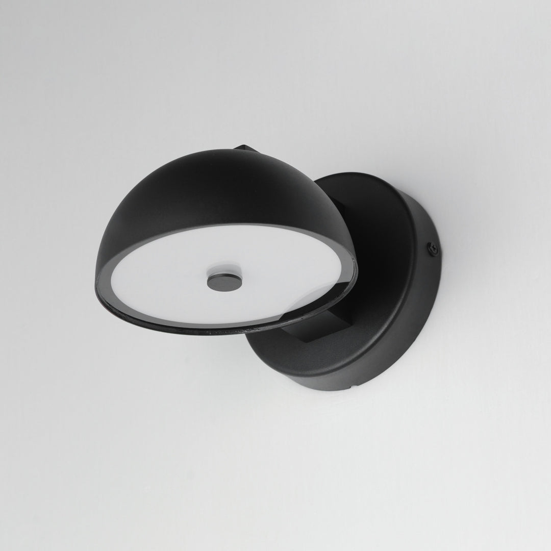 Cauldron 6 LED Outdoor Wall Sconce by Studio M Lighting – lifestyle