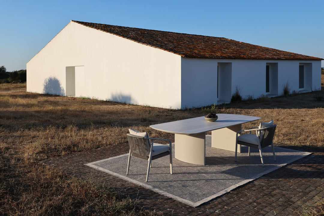 Horizon Dining Table by Whiteline Modern Living – lifestyle