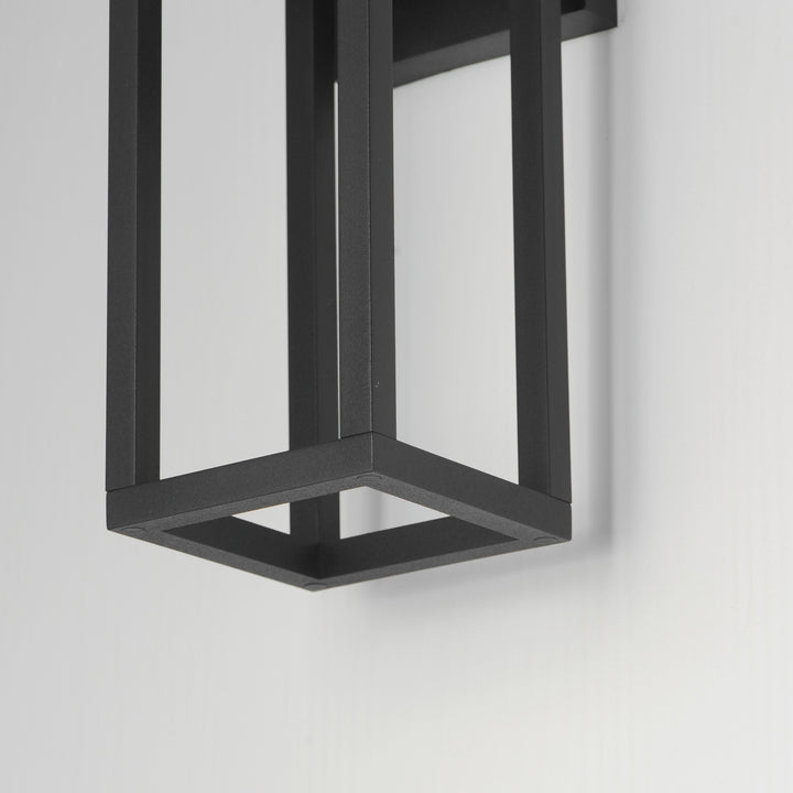 Strand VX 14 Outdoor LED Wall Sconce by Studio M Lighting – lifestyle