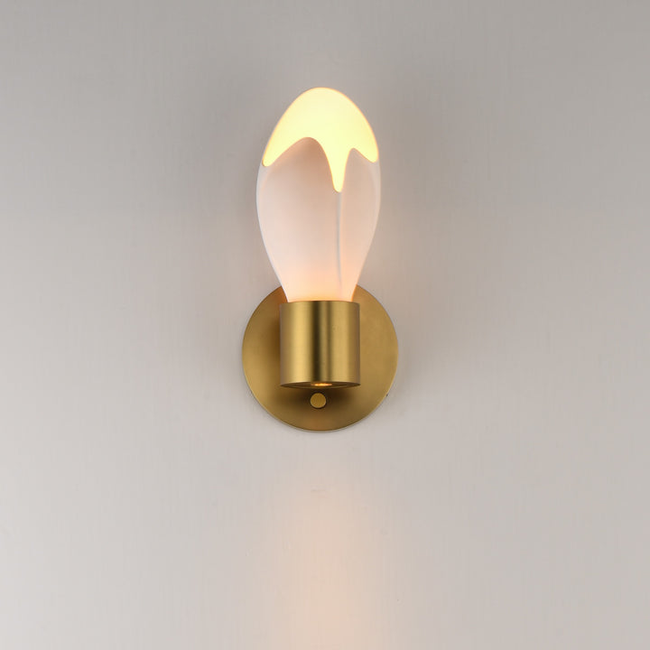 Burgeon LED Wall Sconce by Studio M Lighting – lifestyle