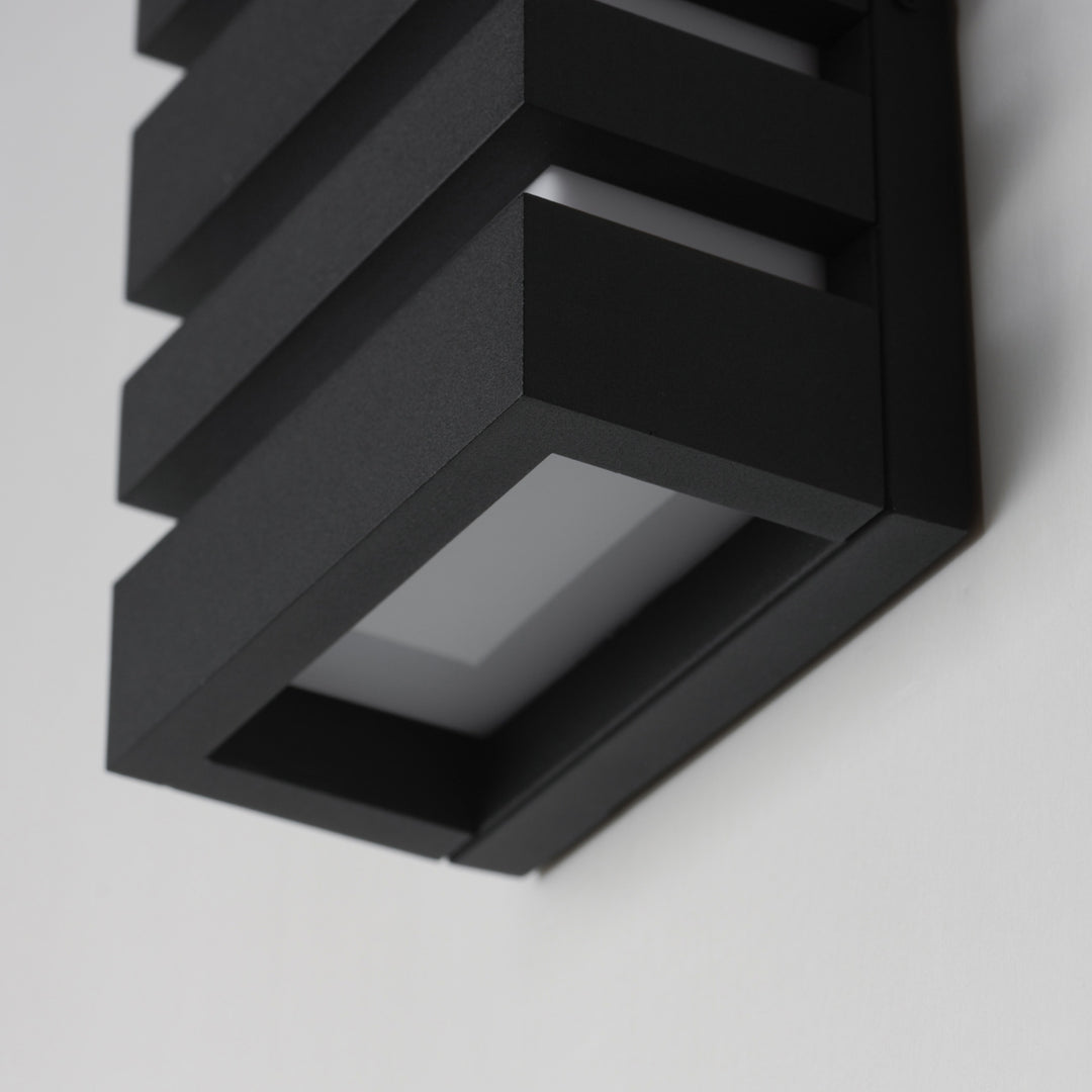 Keyes 14 LED Outdoor Wall Sconce by Studio M Lighting – lifestyle