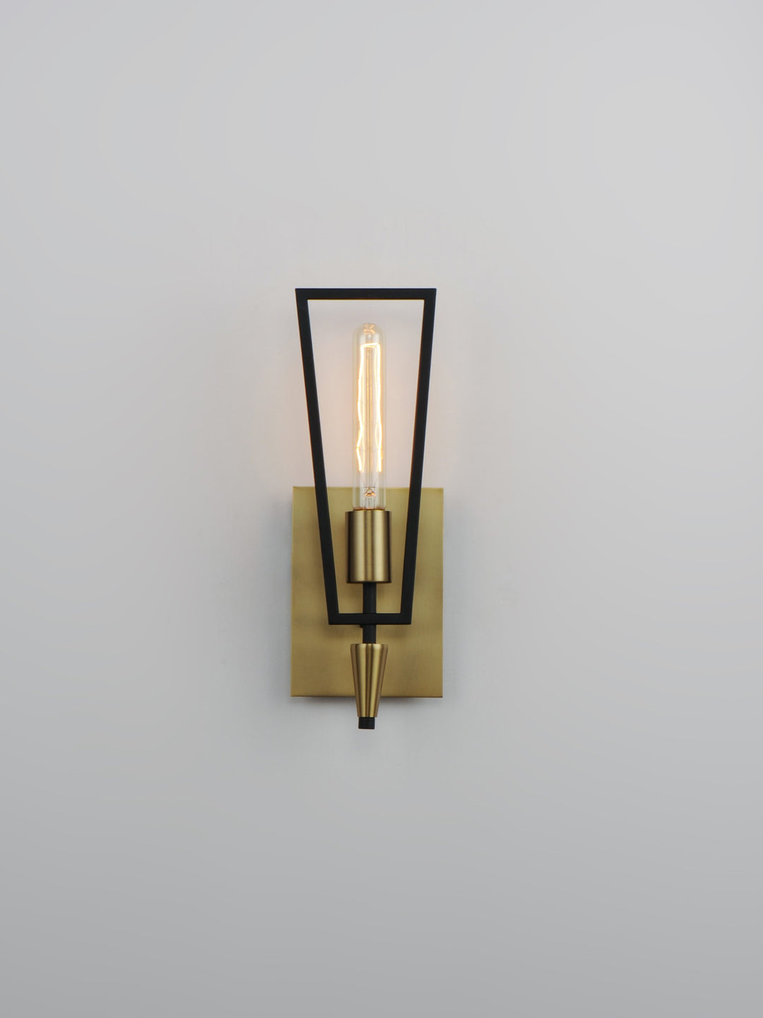 Wings Wall Sconce by Studio M Lighting – lifestyle