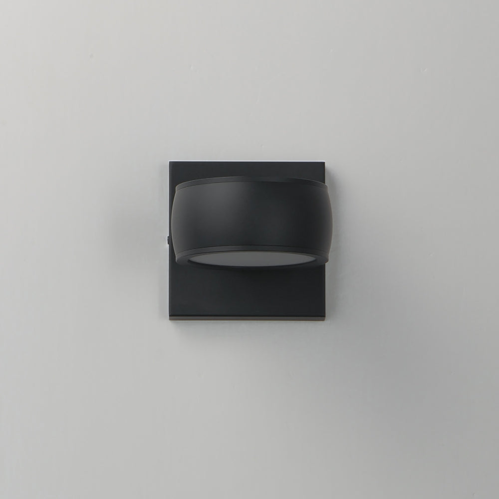 Modular 2-Light LED Outdoor Wall Sconce by Studio M Lighting – lifestyle