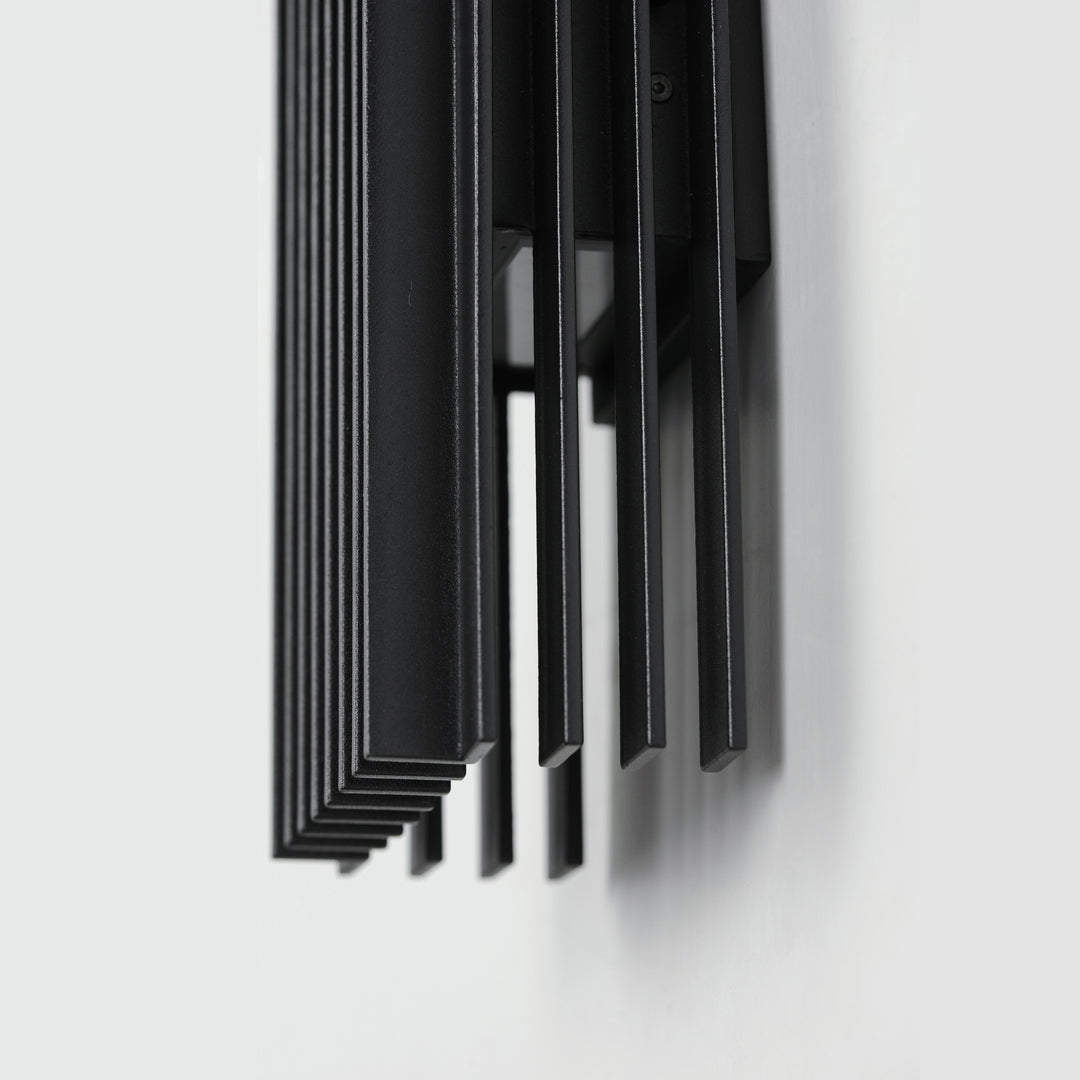 Rampart Medium LED Outdoor Wall Sconce by Studio M Lighting – lifestyle