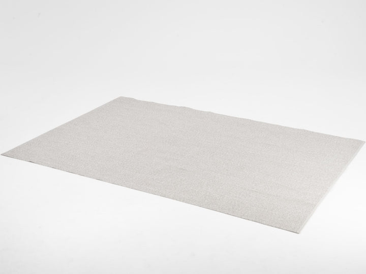 Tapiz Outdoor Rug by Whiteline Modern Living – lifestyle
