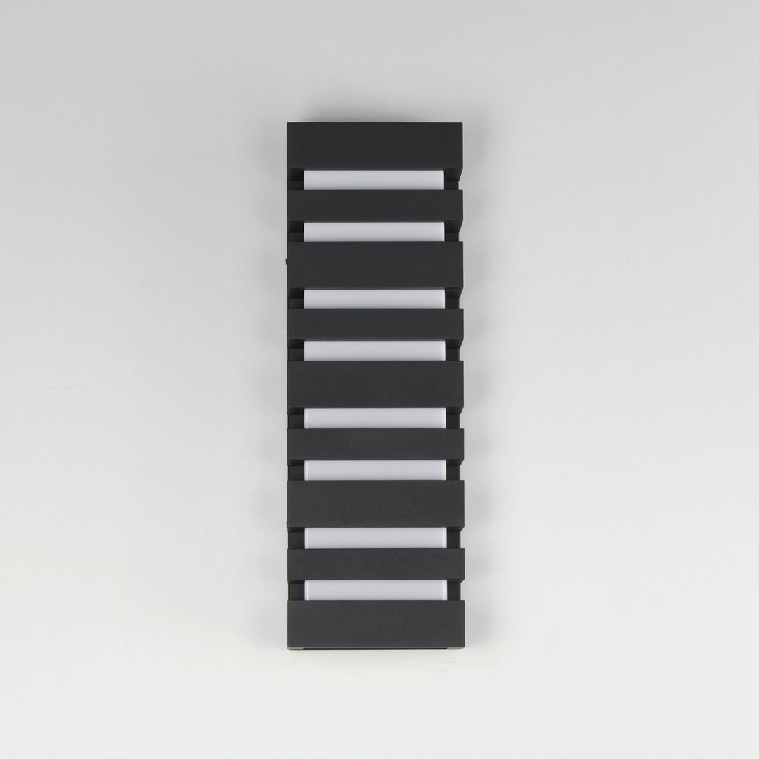 Keyes 20 LED Outdoor Wall Sconce by Studio M Lighting – lifestyle