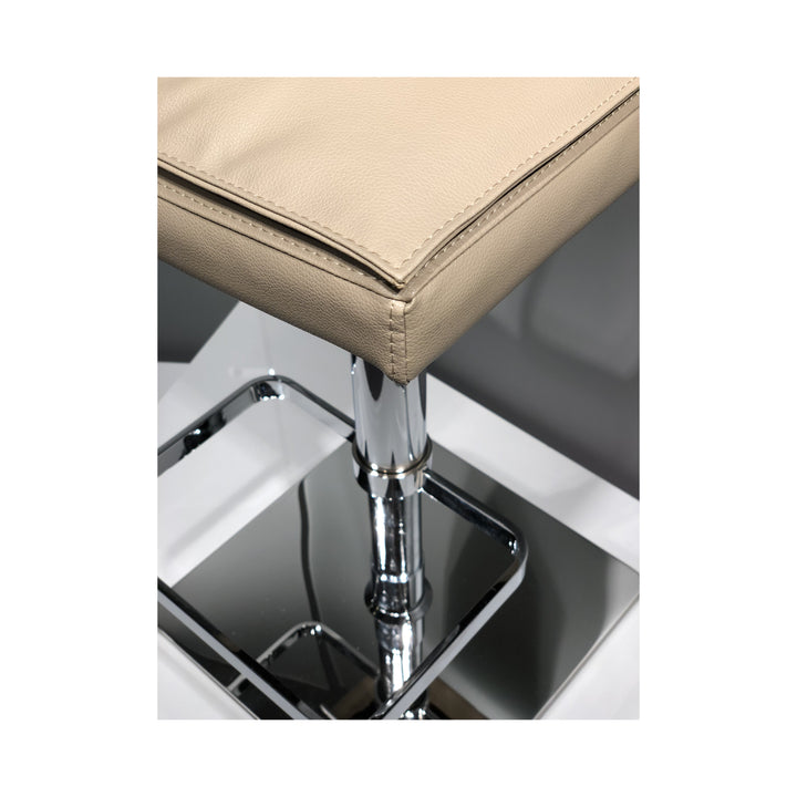 Maxsoft Hydraulic Bar Stool by Kube