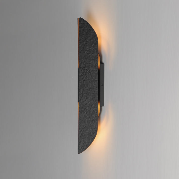 Tectonic 22 Outdoor LED Sconce by Studio M Lighting – lifestyle