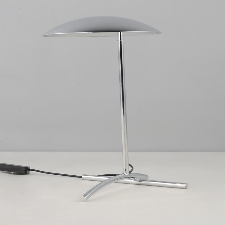 Vesta LED Desk Lamp by Studio M Lighting – lifestyle