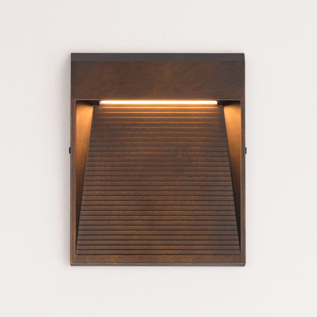 Steps pes LED Outdoor Sconce by Studio M Lighting – lifestyle