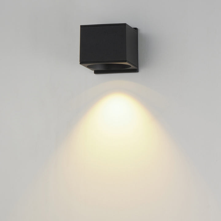 Stout 120-277V Indoor/Outdoor Wall Sconce by Studio M Lighting – lifestyle