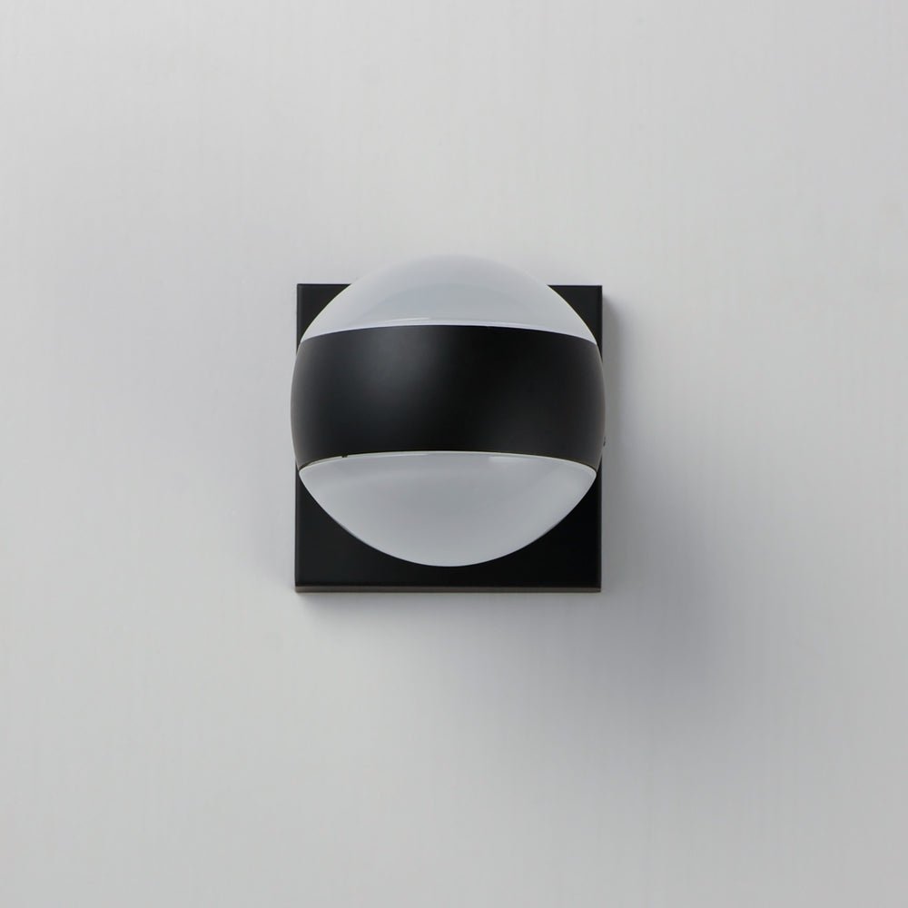 Modular Globe 2-Light LED Sconce by Studio M Lighting – lifestyle