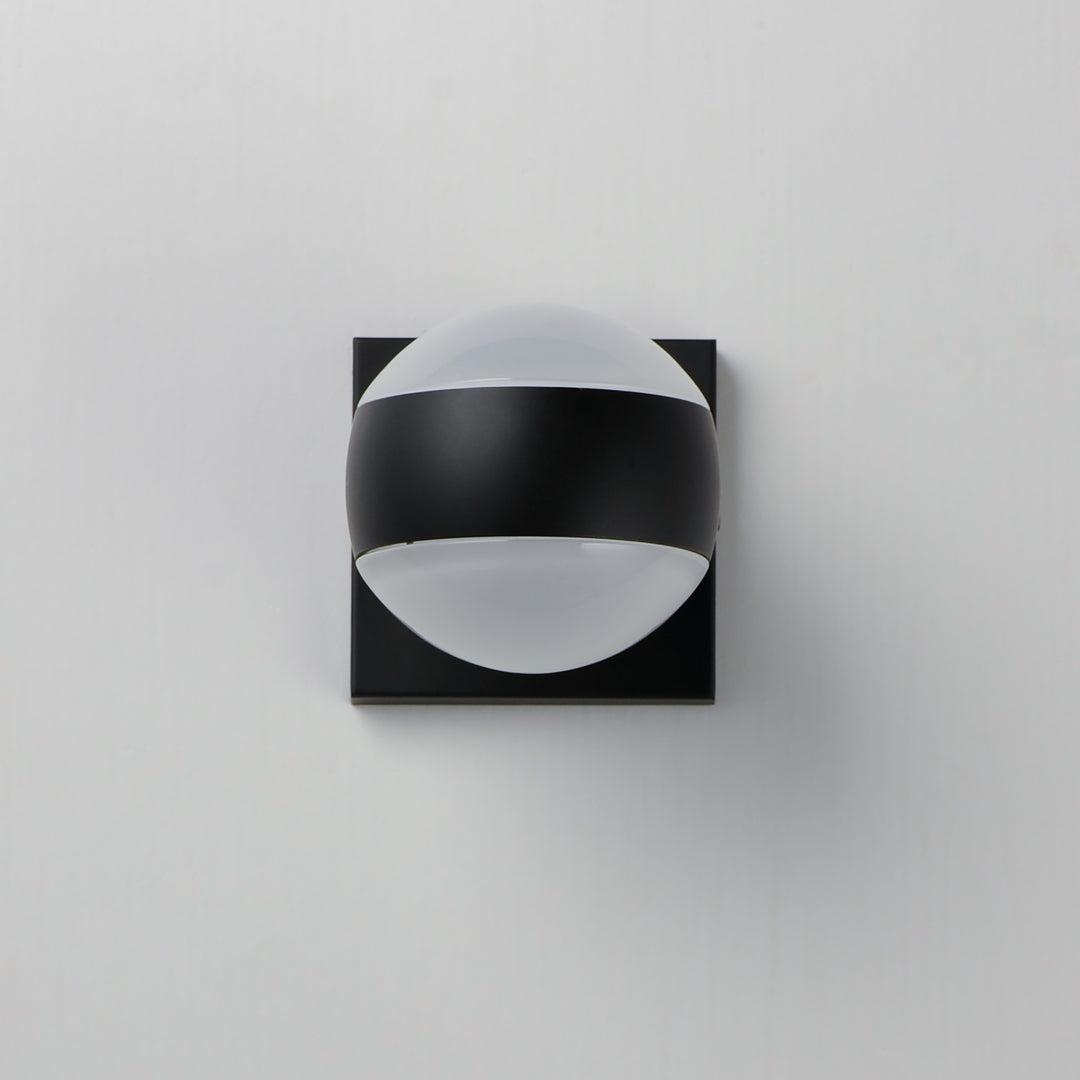 Modular Globe 2-Light LED Sconce by Studio M Lighting – lifestyle