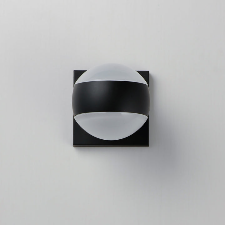 Modular Globe 2-Light LED Sconce by Studio M Lighting – lifestyle