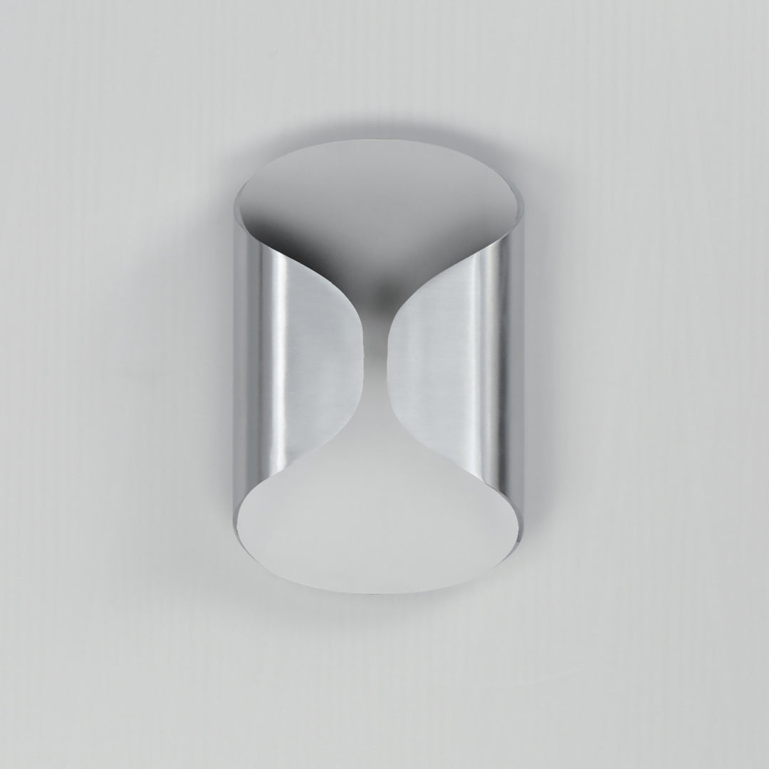 Folio 10" LED Outdoor Wall Lamp by Studio M Lighting – lifestyle