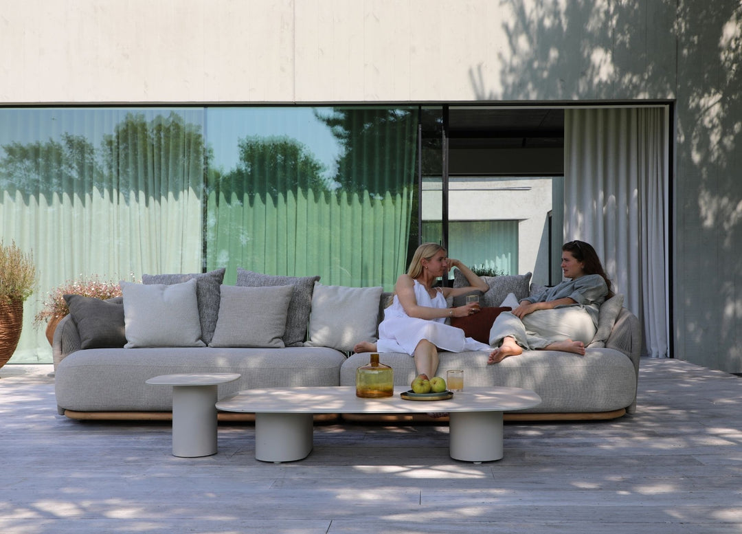 Wave Coffee Table by Whiteline Modern Living – lifestyle