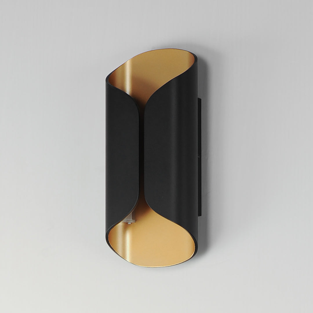 Folio 14" LED Outdoor Wall Lamp by Studio M Lighting – lifestyle