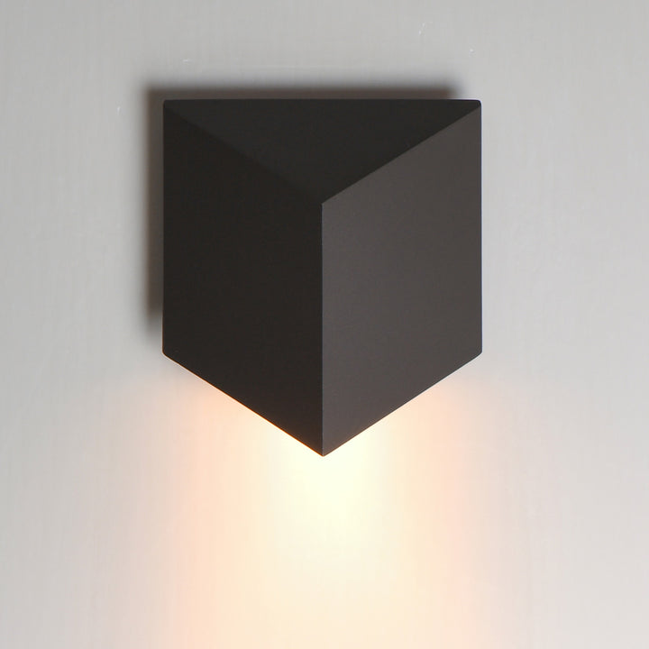 Fractal Small LED Outdoor Sconce by Studio M Lighting – lifestyle
