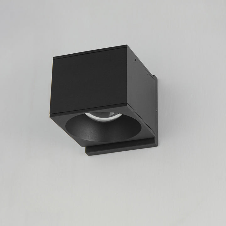 Stout 120-277V Indoor/Outdoor Wall Sconce by Studio M Lighting – lifestyle