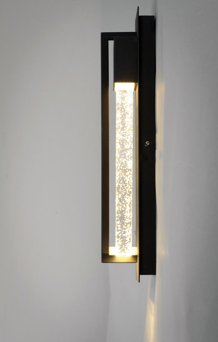 Cascade LED Outdoor Wall Sconce 566190 by Studio M Lighting – lifestyle