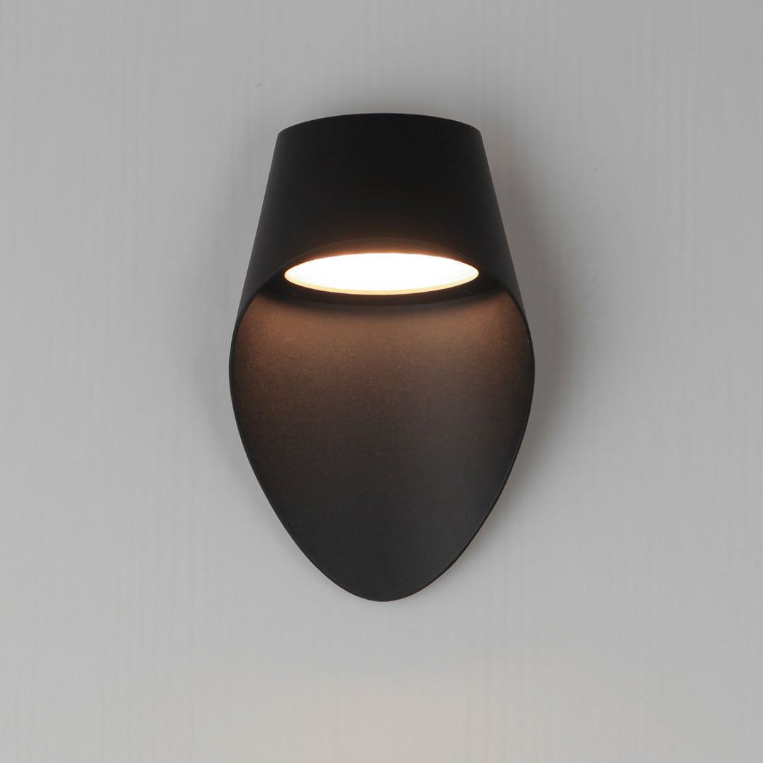 Cape LED Outdoor ADA Wall Sonce by Studio M Lighting – lifestyle
