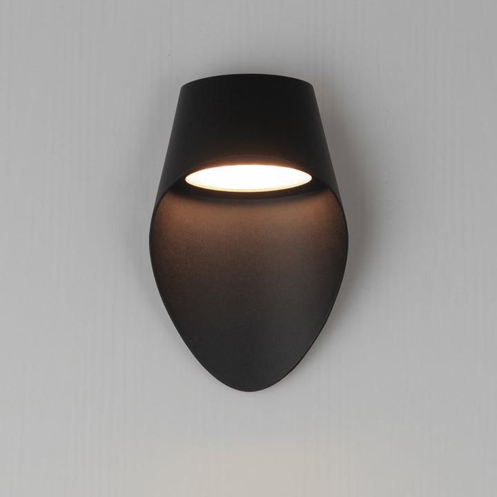 Cape LED Outdoor ADA Wall Sonce by Studio M Lighting – lifestyle