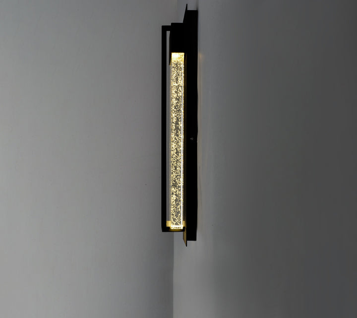 Cascade LED Outdoor Wall Sconce 566193 by Studio M Lighting – lifestyle