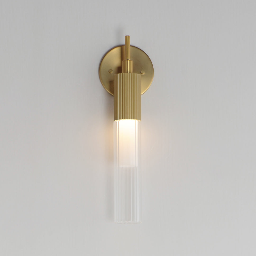 Reeds LED Sconce by Studio M Lighting – lifestyle