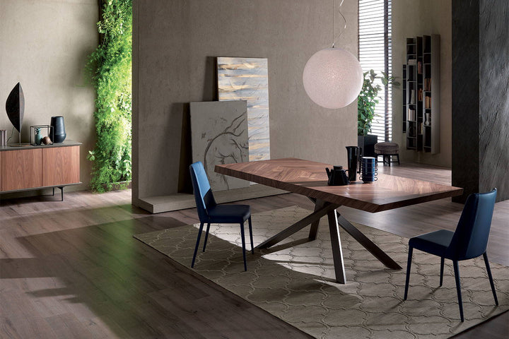 4x4 Fisso Dining Table
