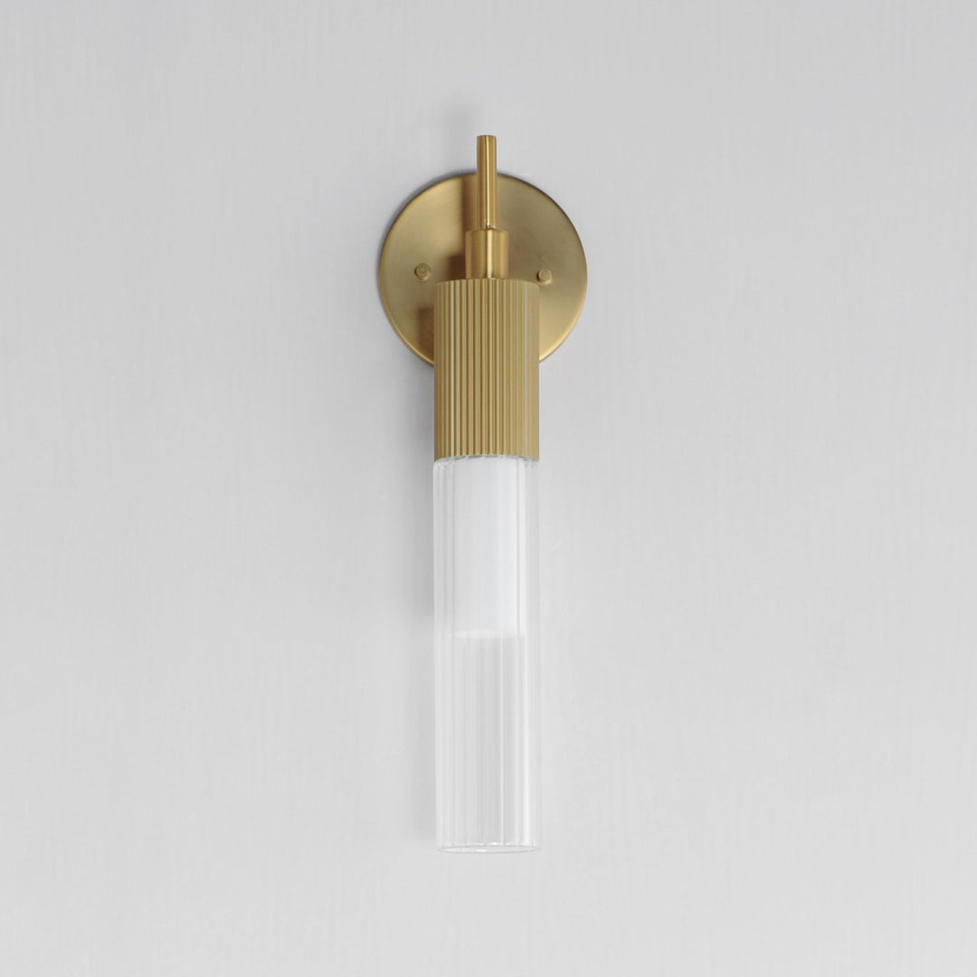 Reeds LED Sconce by Studio M Lighting – lifestyle