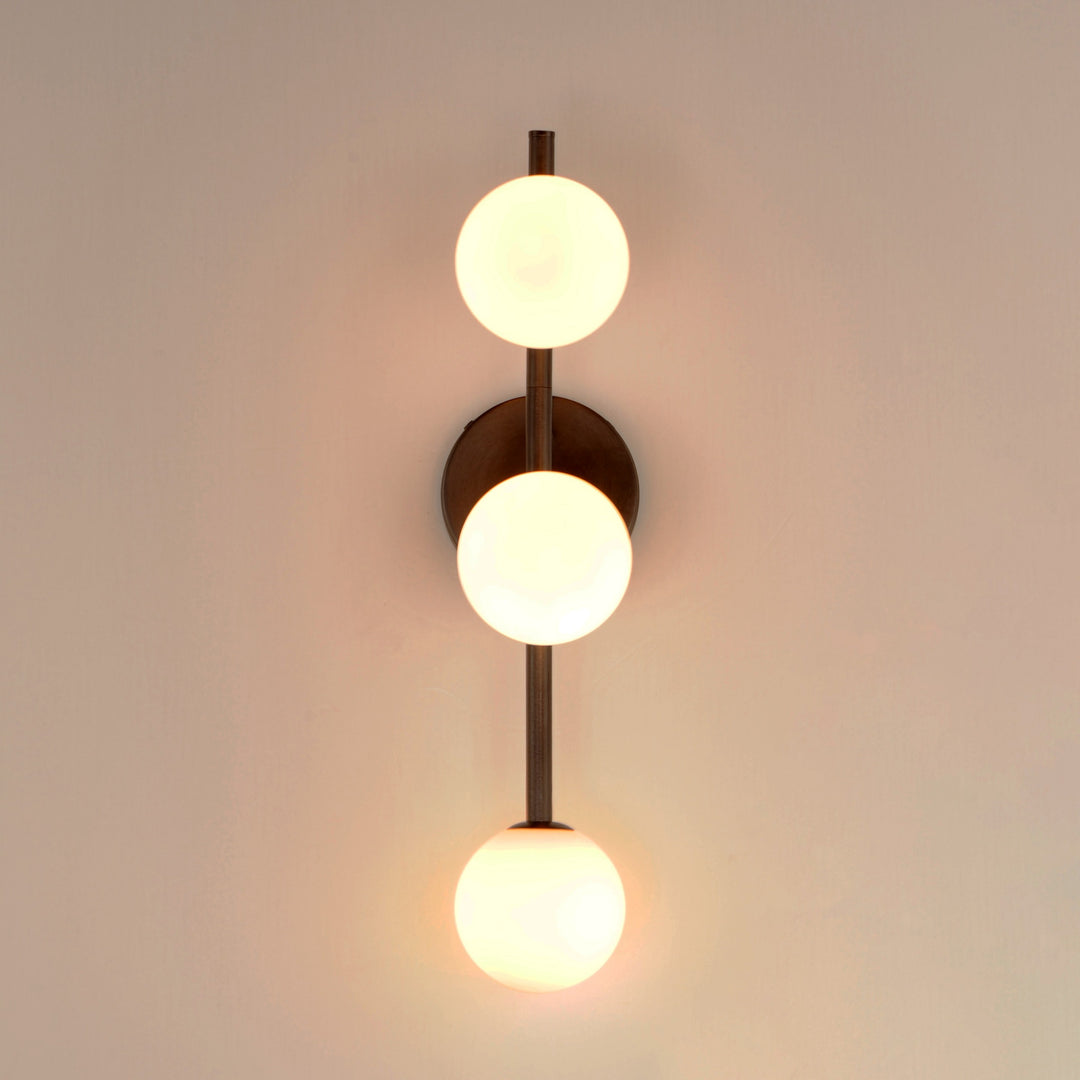 Contour 3-Light Wall Sconce by Studio M Lighting – lifestyle