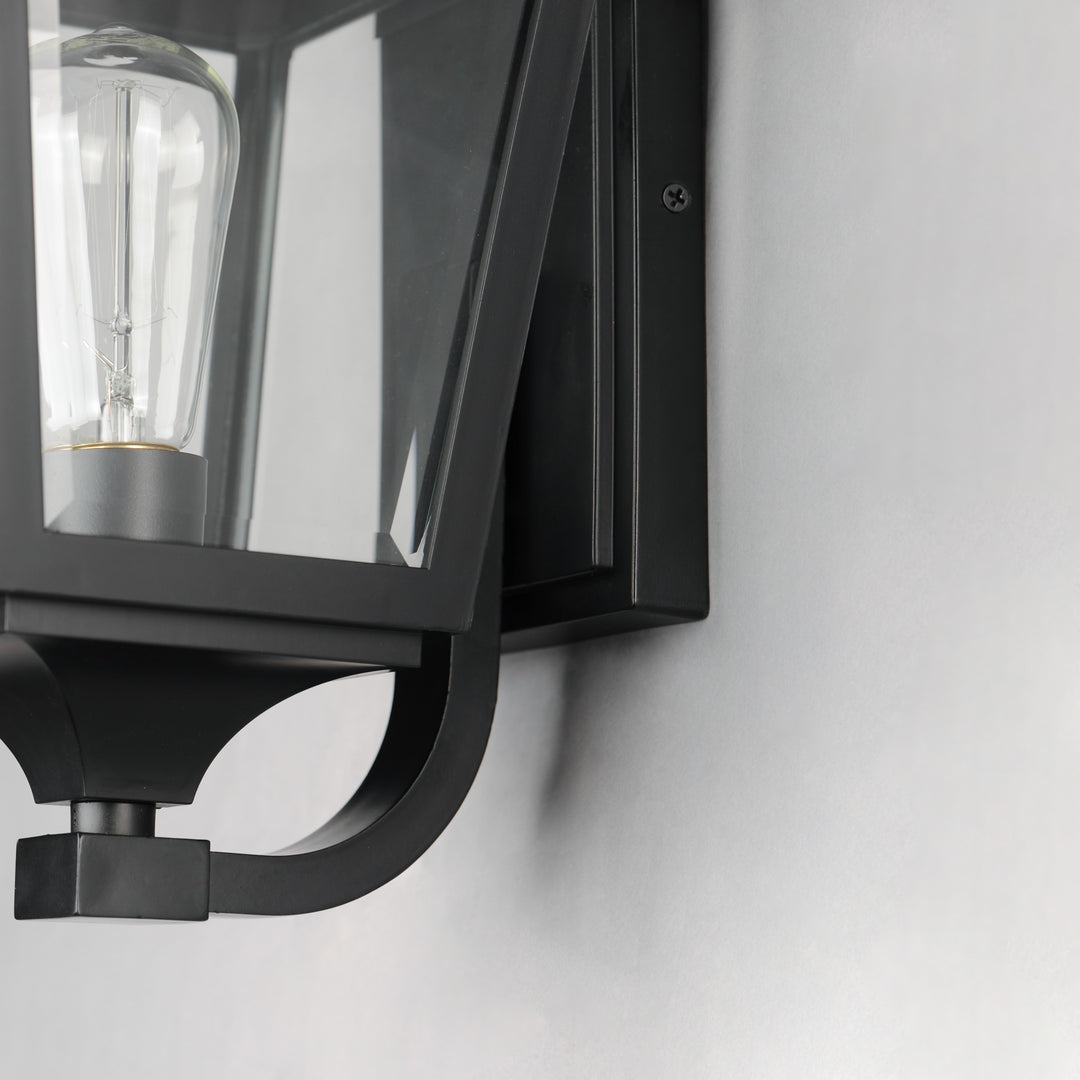 Sutton Place VX 1-Light Outdoor Sconce 460232 by Studio M Lighting – lifestyle