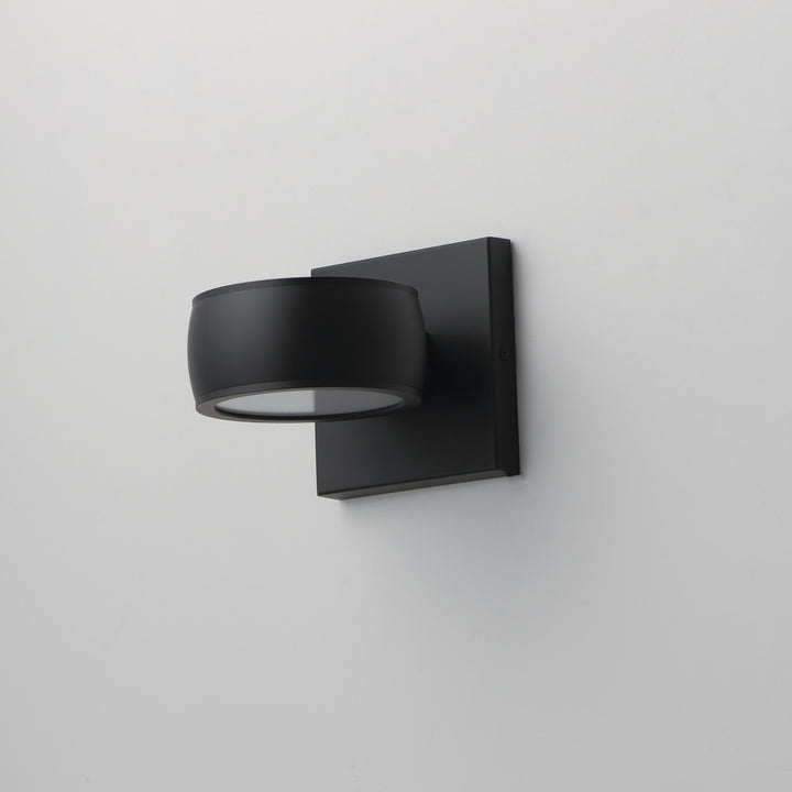 Modular 2-Light LED Outdoor Wall Sconce by Studio M Lighting – lifestyle